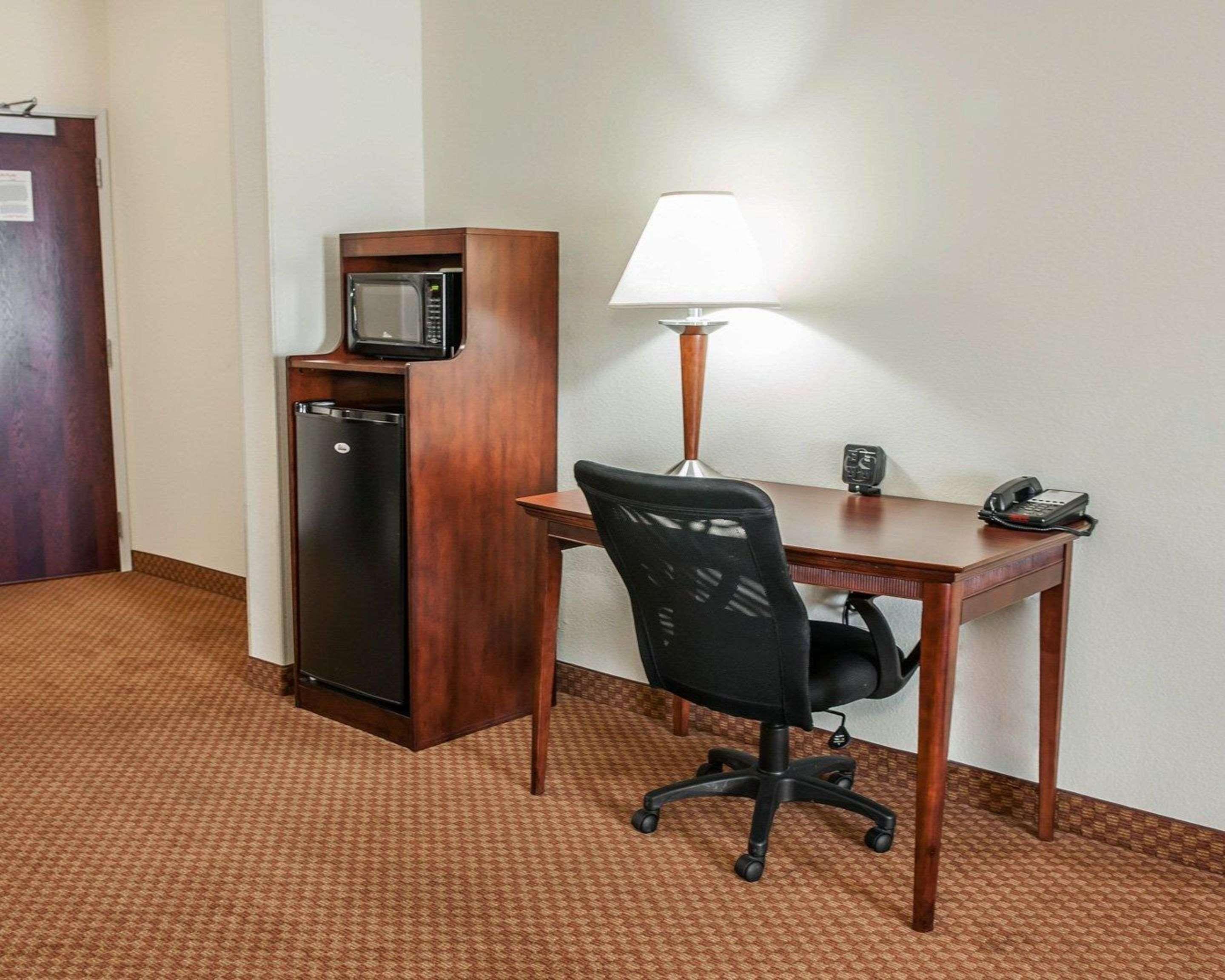 Comfort Suites Near Indianapolis Airport Zewnętrze zdjęcie