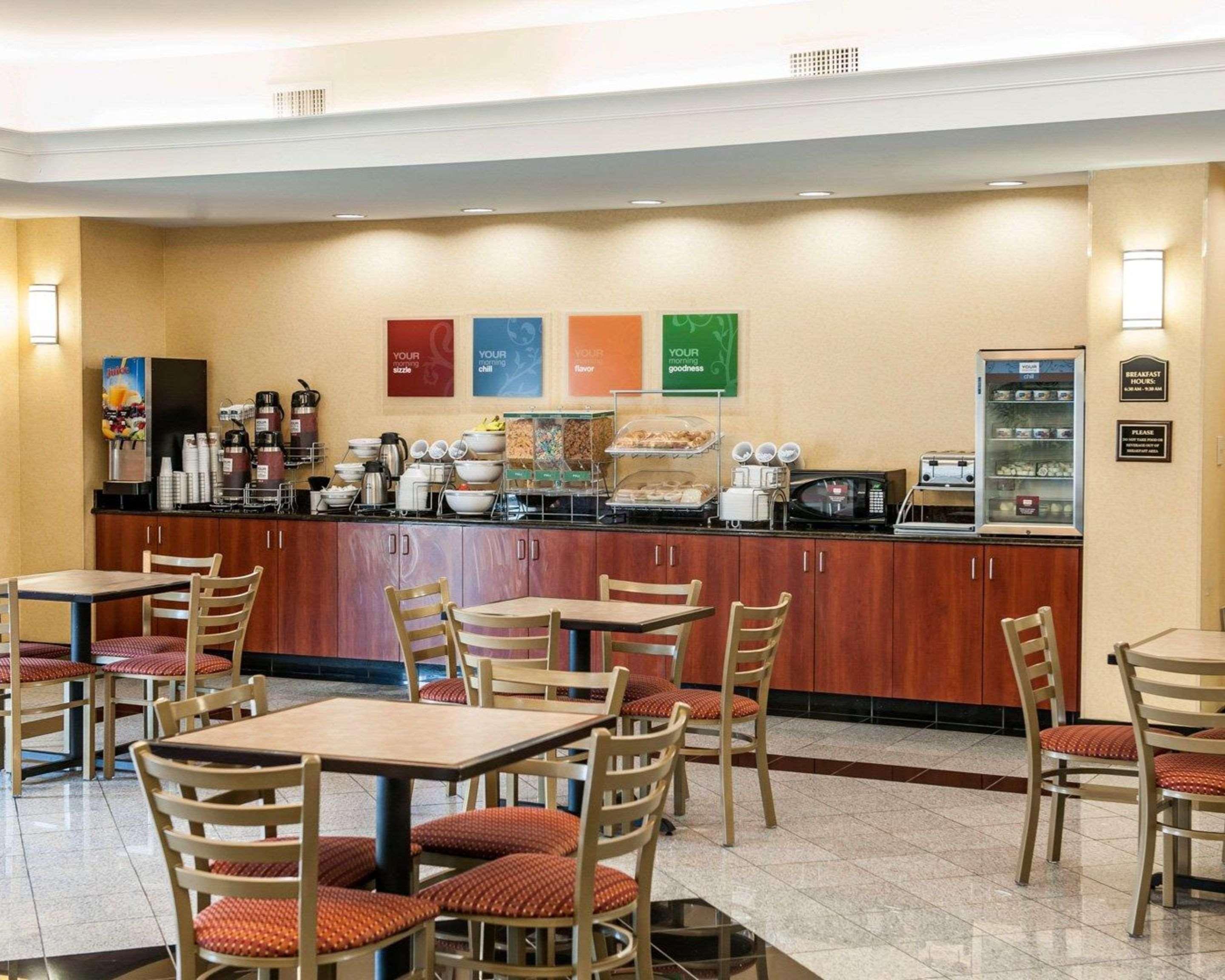 Comfort Suites Near Indianapolis Airport Zewnętrze zdjęcie
