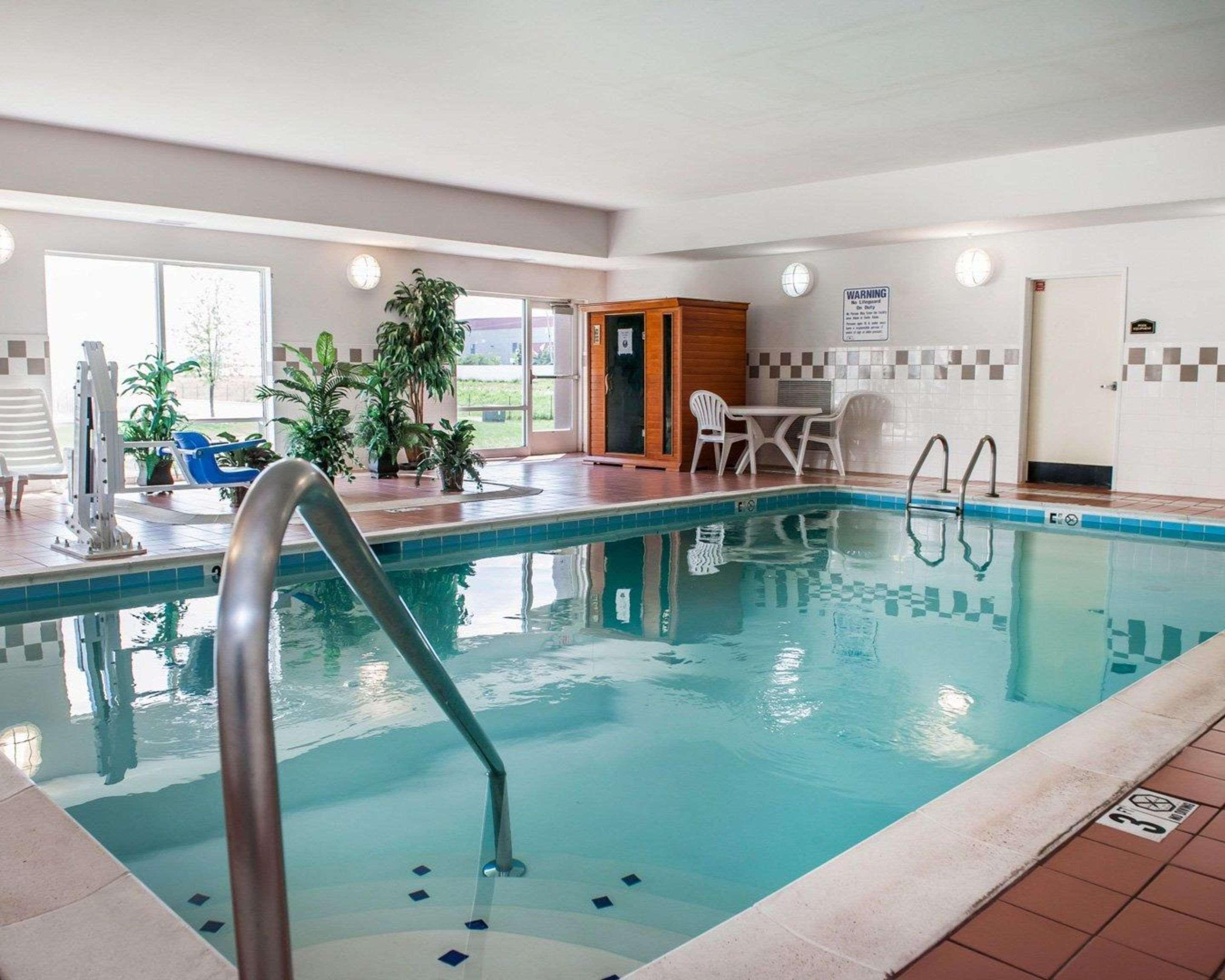 Comfort Suites Near Indianapolis Airport Zewnętrze zdjęcie
