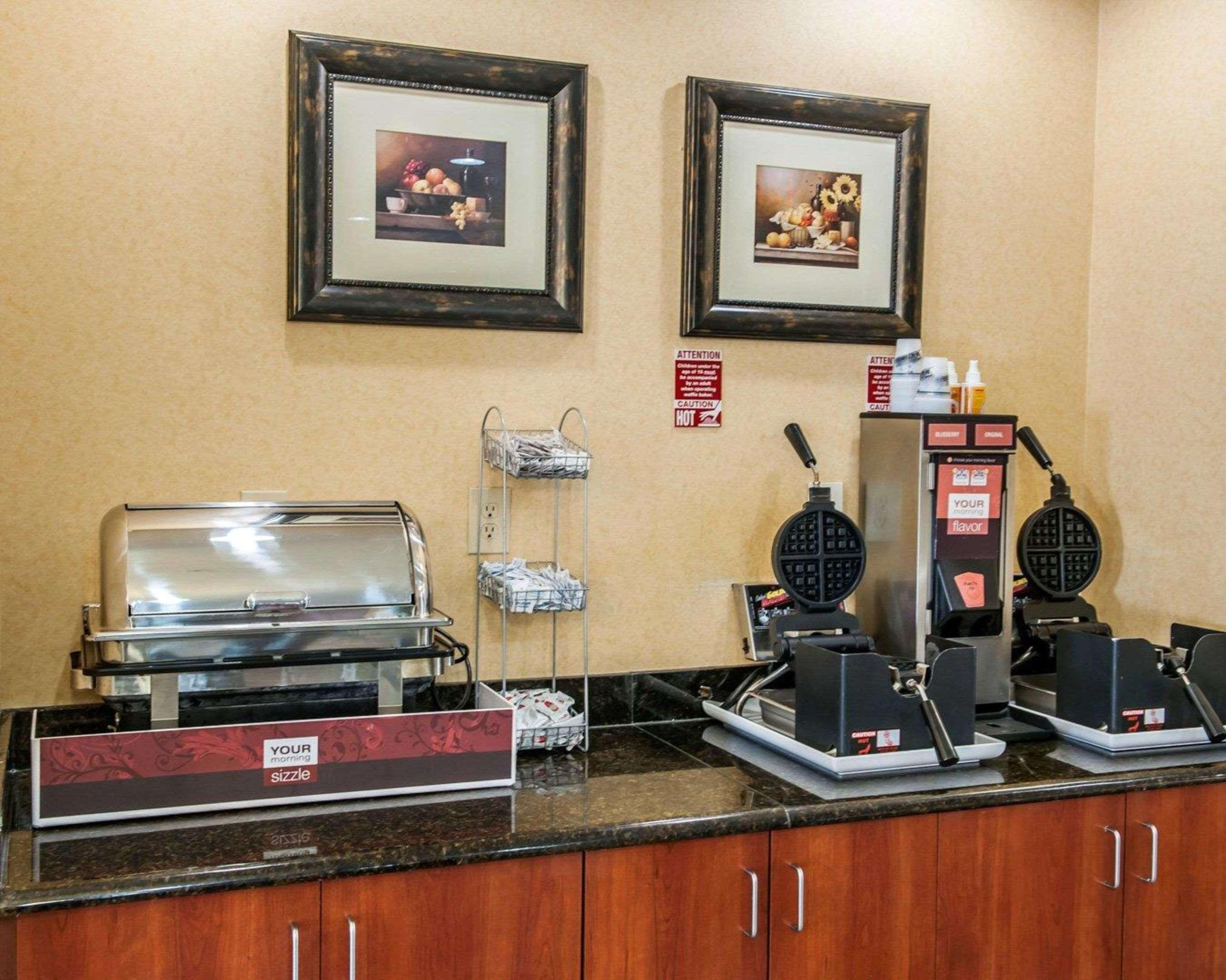 Comfort Suites Near Indianapolis Airport Zewnętrze zdjęcie
