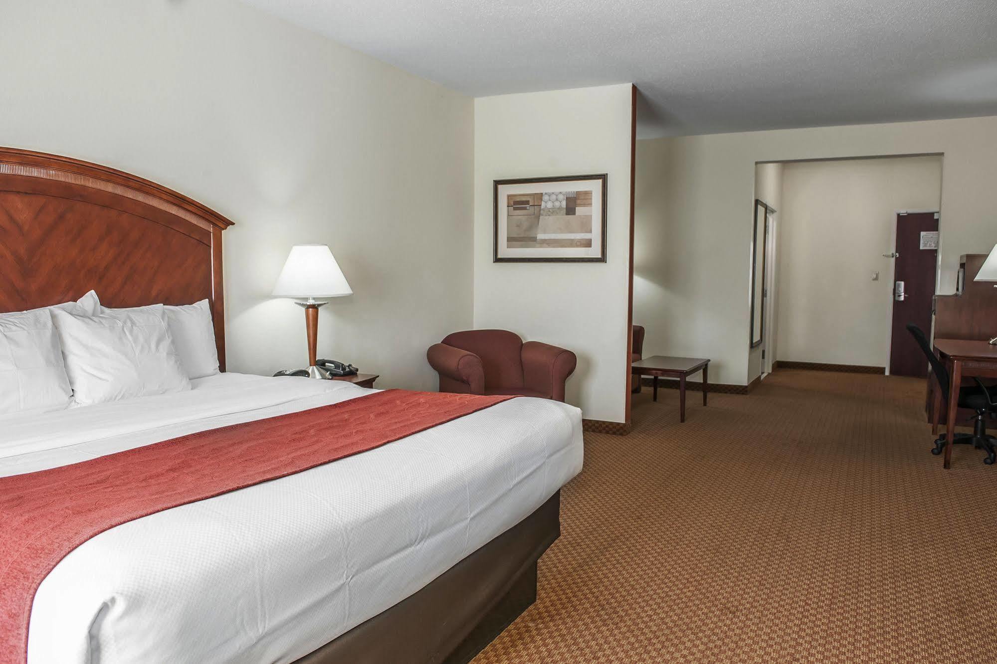 Comfort Suites Near Indianapolis Airport Zewnętrze zdjęcie